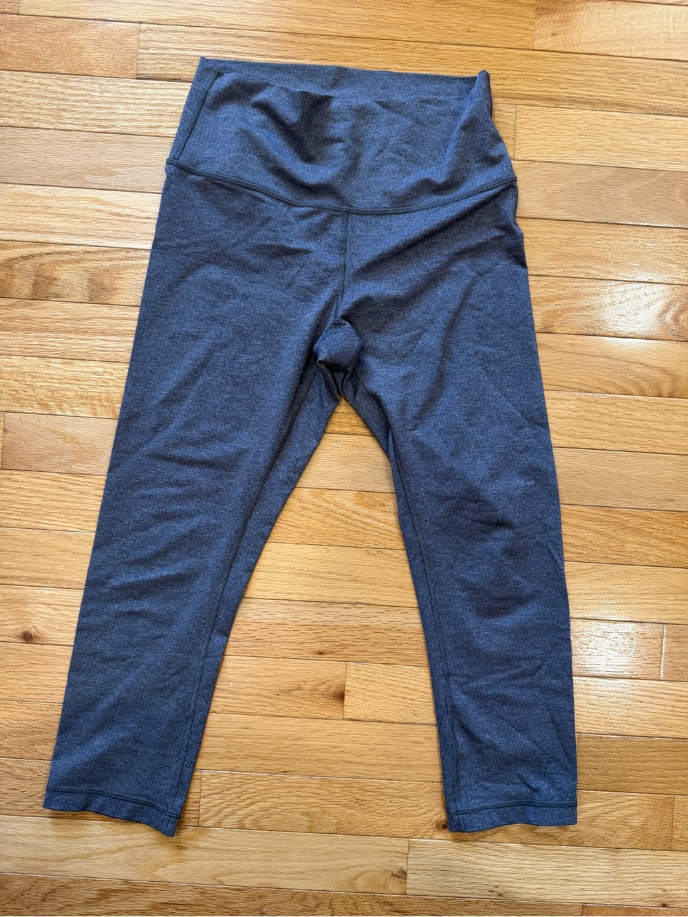 Lululemon High-Waist Align 23” Leggings in Charcoal Gray